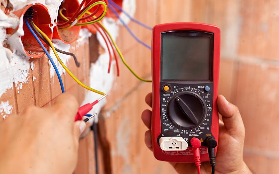 prix d'un électricien Stains