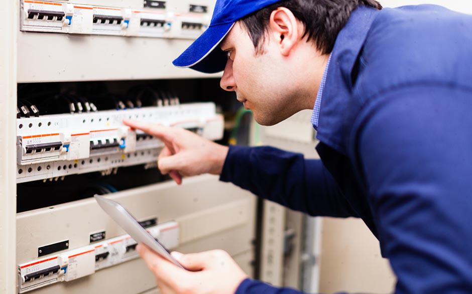 cherche électricien Suresnes